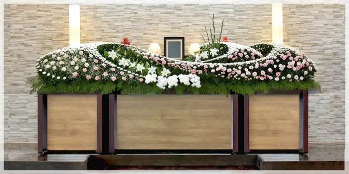 メモリアルホールゆら 氷上で葬儀を行なった写真