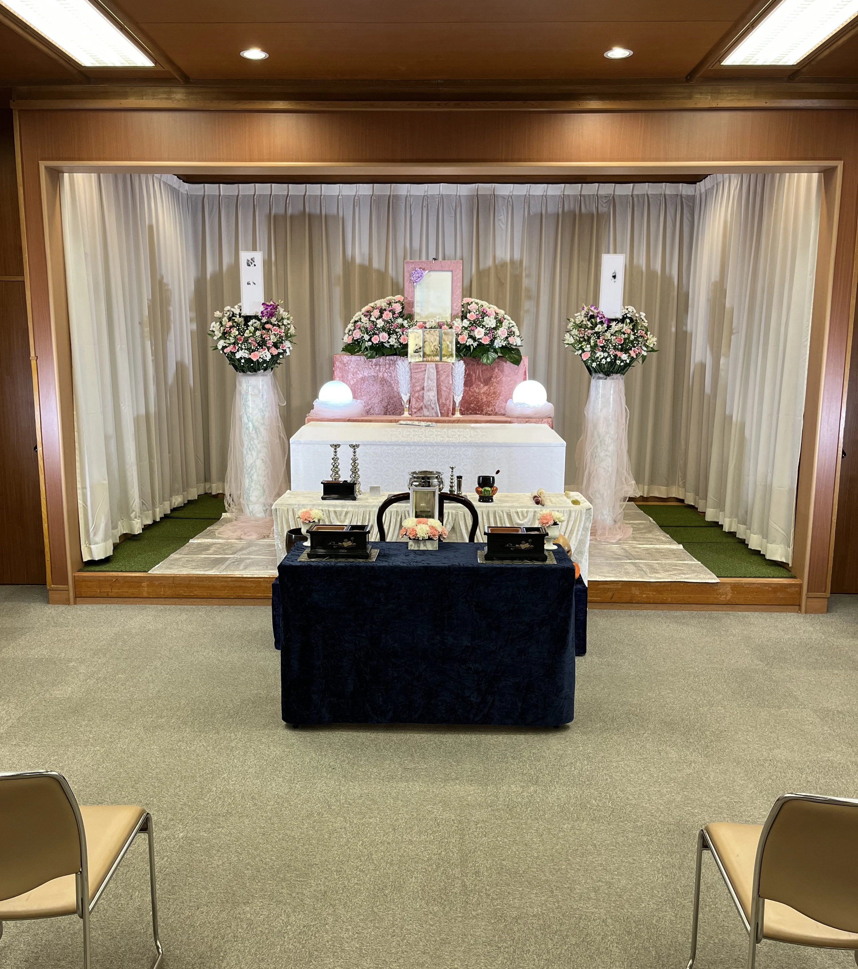 株式会社ケアーズコーポレーション