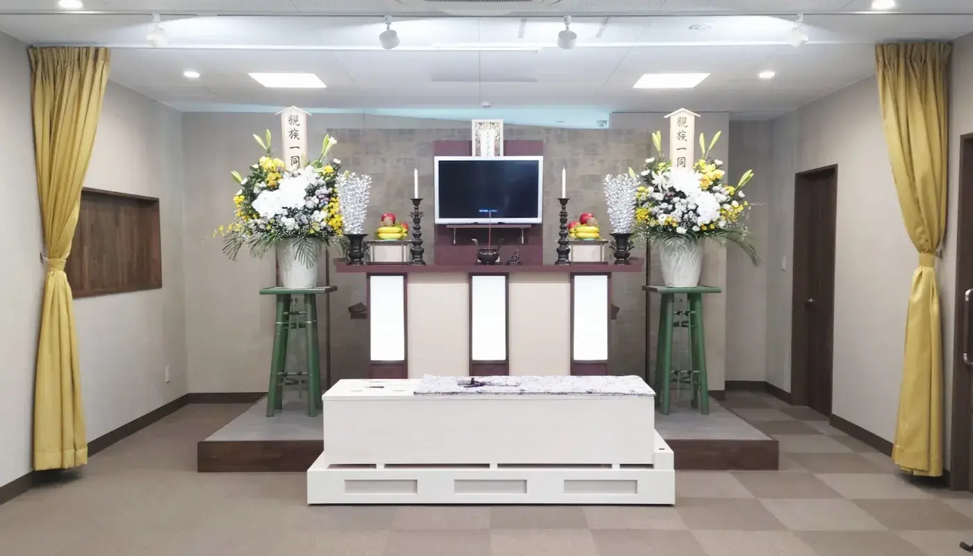 ホール家族葬