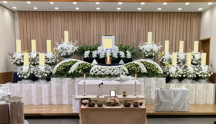 つきひセレモニーで葬儀を行なった写真