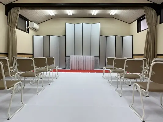 株式会社しかた　葬儀式典（谷町４丁目ホール）で葬儀を行なった写真