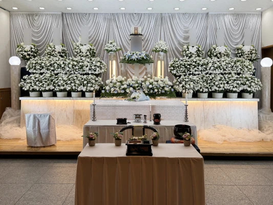 新宿区/クロワ祭典で葬儀を行なった写真