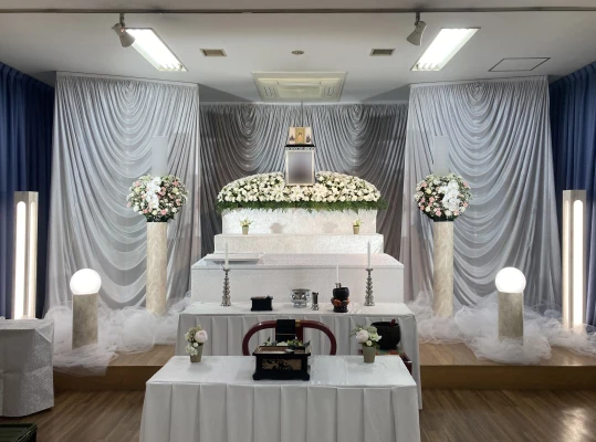 新宿区/クロワ祭典で葬儀を行なった写真