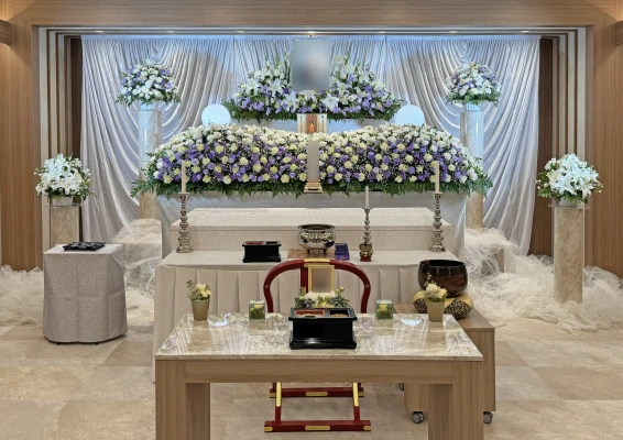 新宿区/クロワ祭典で葬儀を行なった写真