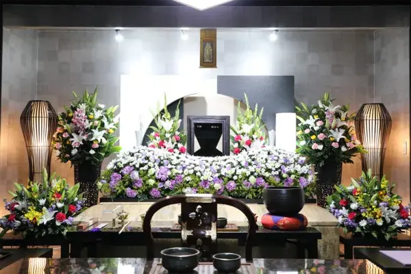 家族葬の花水木・別邸あなん 福村ホールで葬儀を行なった写真