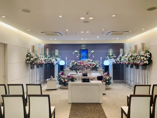 堺市中区家族葬ホール(株式会社セレモニー真希社)で葬儀を行なった写真