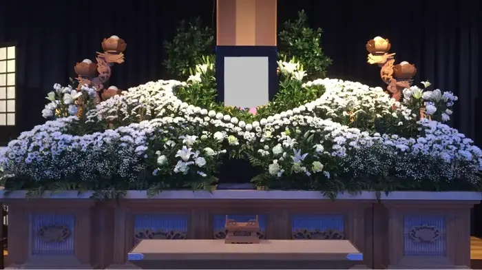 セレモニーホールとみしろ（公益社）で葬儀を行なった写真