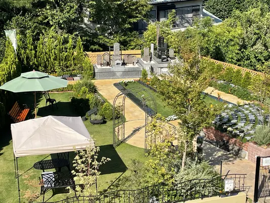 願修寺で葬儀を行なった写真