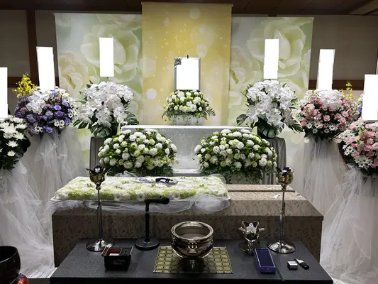 凪セレモニーで葬儀を行なった写真