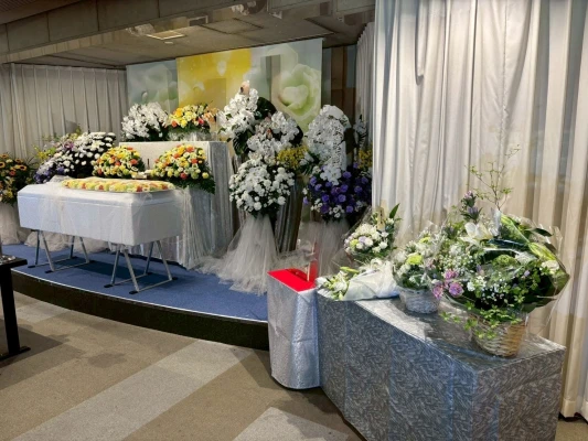 凪セレモニーで葬儀を行なった写真