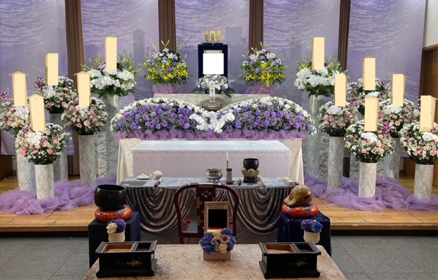 花彩典　城南ライフホールで葬儀を行なった写真