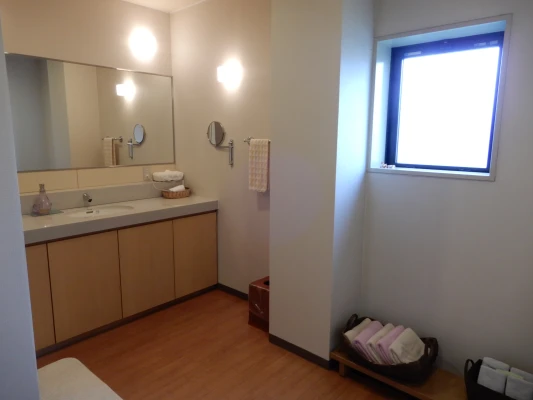 四條畷市雁屋西町ホールで葬儀を行なった写真