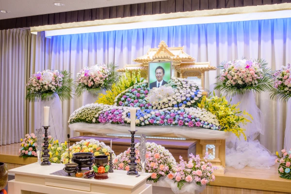 鶴瀬駅前メモリードホールで葬儀を行なった写真