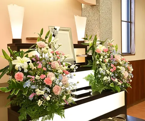 たまのや(たまはし もとみや斎場 家族葬ホール)で葬儀を行なった写真