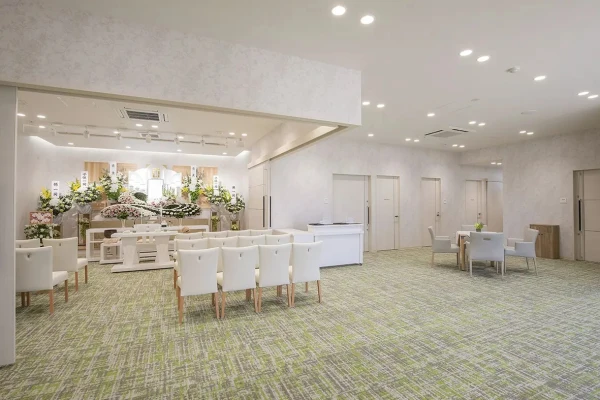 サン・ライフ（大和桜ヶ丘駅前ファミリーホール）で葬儀を行なった写真