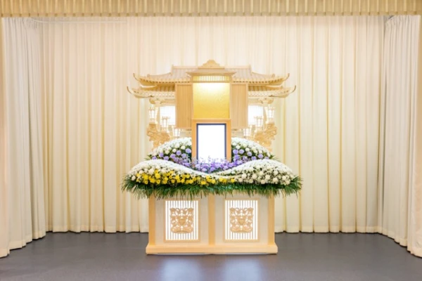 自由に家族葬　前橋斎場前で葬儀を行なった写真