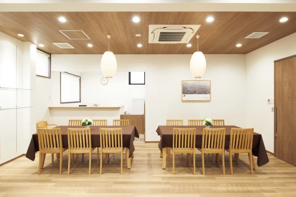 公益社　エンディングハウス 花園で葬儀を行なった写真