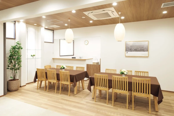 公益社　エンディングハウス 花園で葬儀を行なった写真