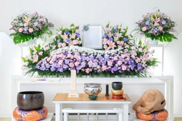 自由に家族葬　百合ヶ丘ホールで葬儀を行なった写真