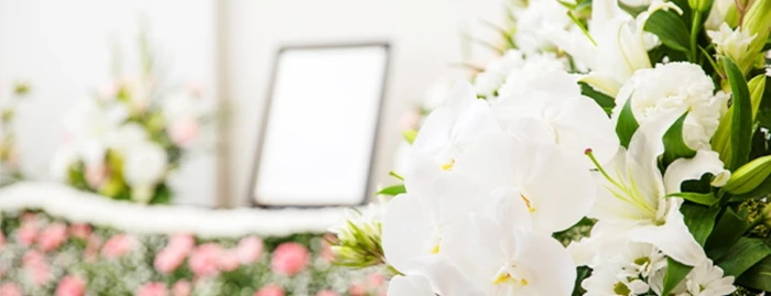 カノンおがせ斎場で葬儀を行なった写真