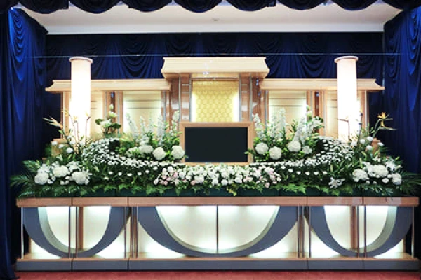 花屋仁助(メモリーナ西加茂 にすけ会館)で葬儀を行なった写真