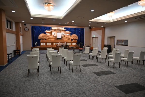 花屋仁助(メモリーナ上条 にすけ会館)で葬儀を行なった写真