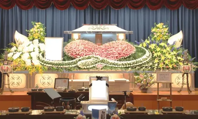 天国社(伊都会館)で葬儀を行なった写真