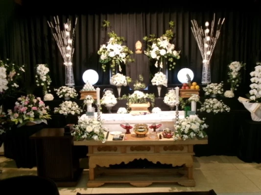 花祭壇(花さいだん台原)