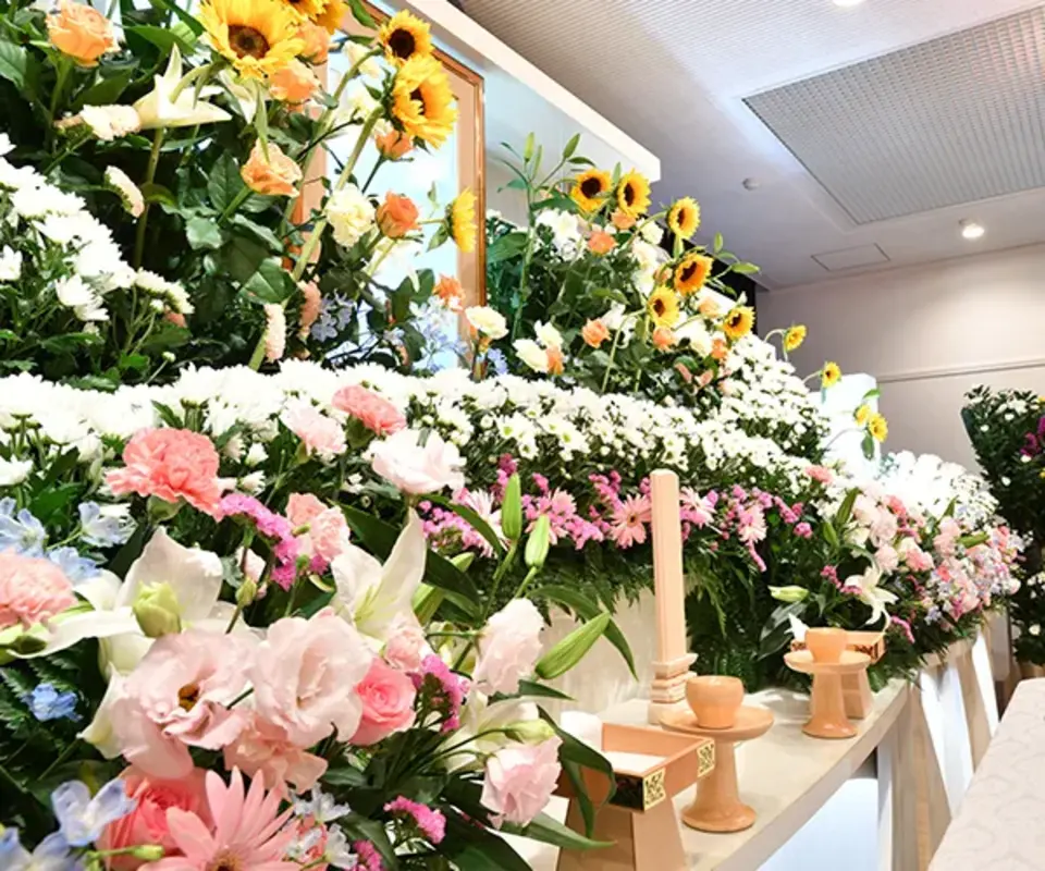 世界でたった1つのオーダーメイド花祭壇