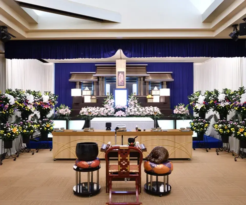 故人らしさを表現したオーダーメイド花祭壇