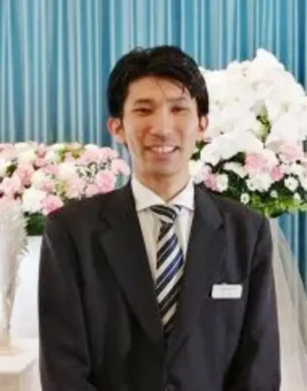 石井　翼