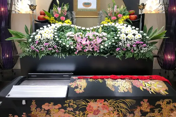 丸亀セレモホール花水木 郡家会館で葬儀を行なった写真