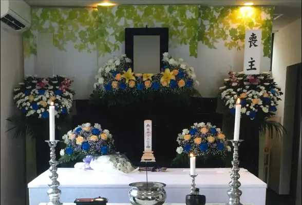 家族葬のパティオで葬儀を行なった写真