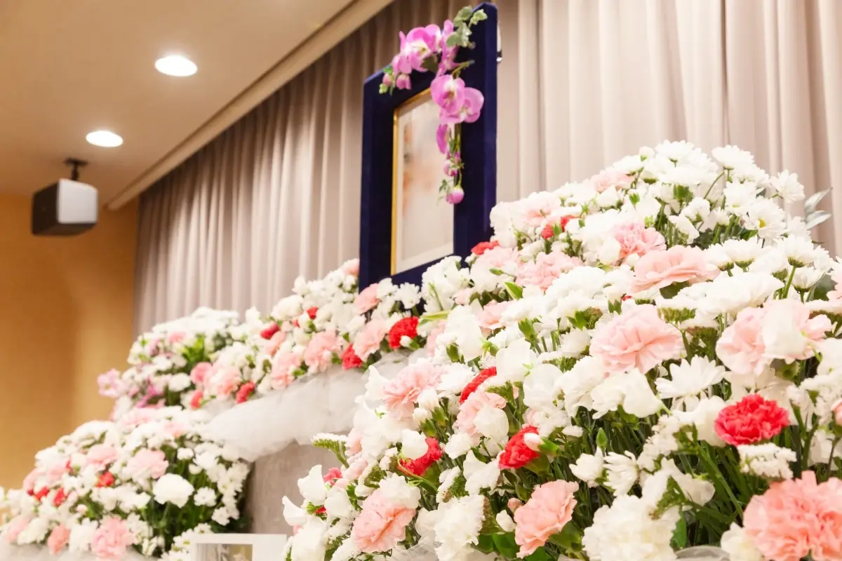 【5つの地域で口コミ1位】選ばれる家族葬