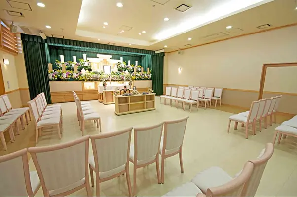 サン・ライフ（日野会館高倉総合ホール）で葬儀を行なった写真