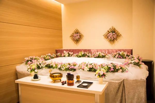 サン・ライフ(八王子総合ホール)で葬儀を行なった写真