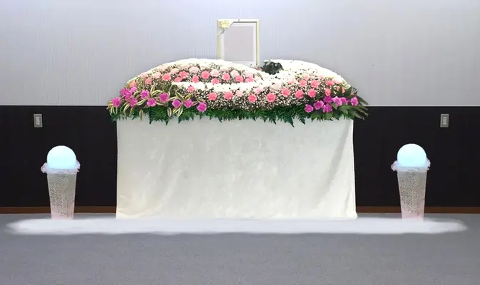 株式会社駕徳（かごとく）アデューホールで葬儀を行なった写真