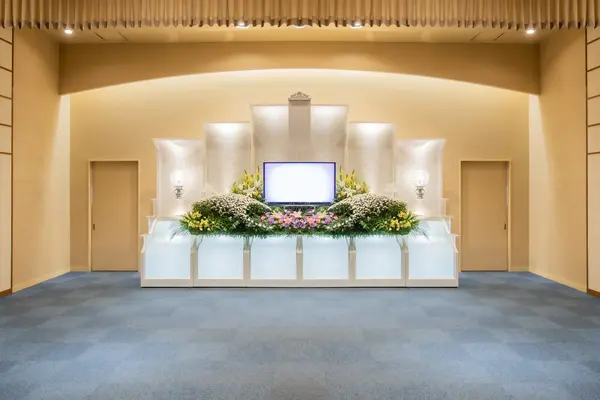 かずやコスメディア　家族葬ホール高瀬で葬儀を行なった写真