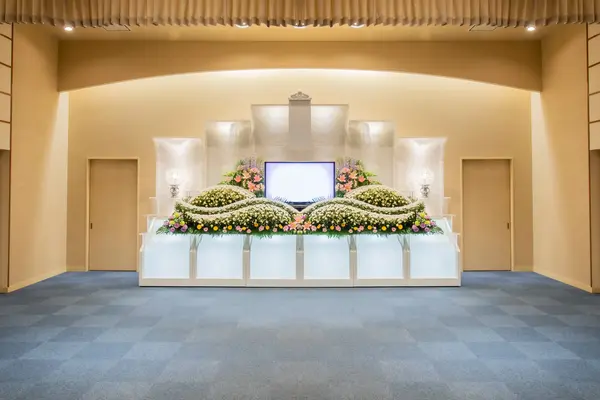 かずやコスメディア　家族葬ホール高瀬で葬儀を行なった写真