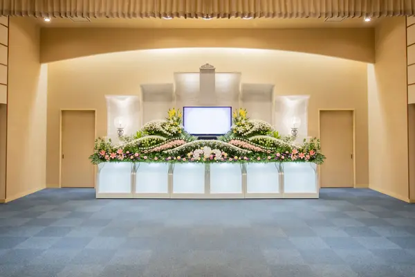 かずやコスメディア　家族葬ホール高瀬で葬儀を行なった写真