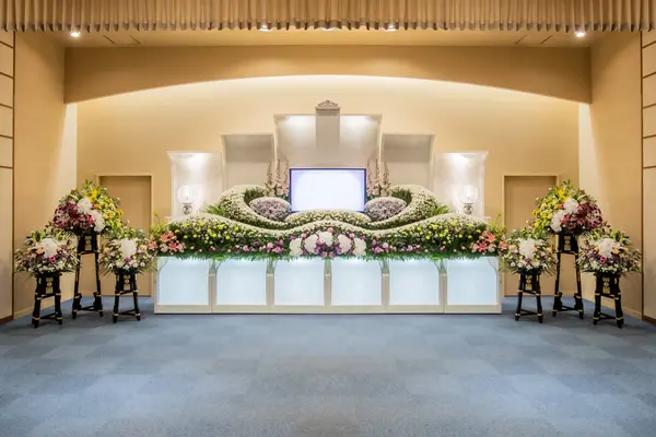 かずやコスメディア　家族葬ホール高瀬で葬儀を行なった写真