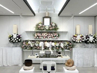 くらしの友 鶴川駅前総合斎場