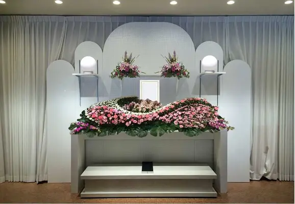 宗教法人　寿和寺（ジュンナイジ会館）で葬儀を行なった写真