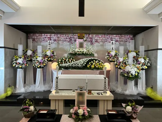 花のみおくりで葬儀を行なった写真