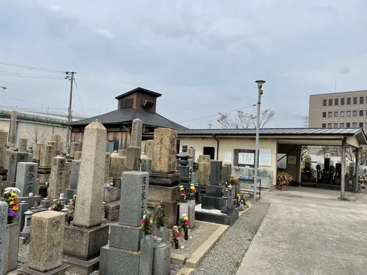 下石津共有火葬場で葬儀を行なった写真