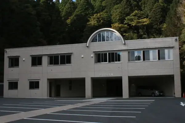 熱海市火葬場で葬儀を行なった写真