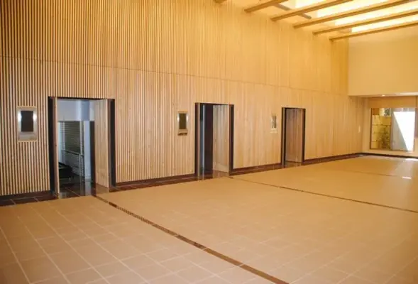 やすらぎの杜※震災により現在使用不可で葬儀を行なった写真