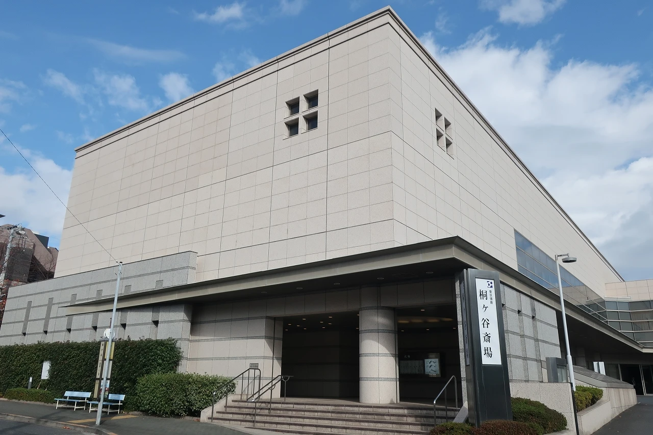 【2025年～2026年】東京都の斎場の年末年始の営業・休業情報は？年末年始に身内が亡くなったときの注意点も解説