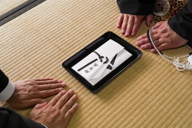 お布施の相場はいくら？全国20都市で実際に払われた金額をアンケート調査しました