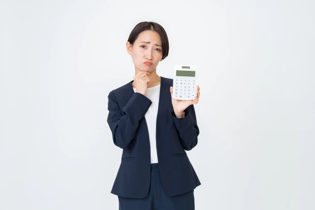 本当にあった葬儀の費用トラブル事例22件｜見積もりと請求額が違う!? 原因と対策を解説